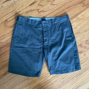 Men’s J. Crew Dark Grey Chino Shorts. Size 35
